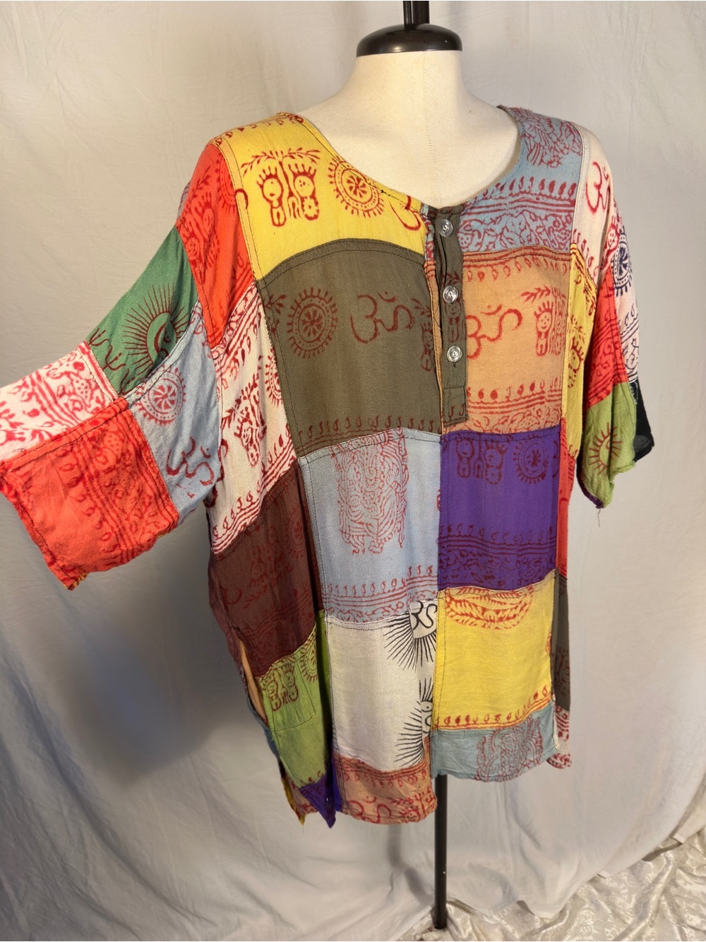 Patchwork Boho Henley Tunic in Multicolor - Picture 3 of 8